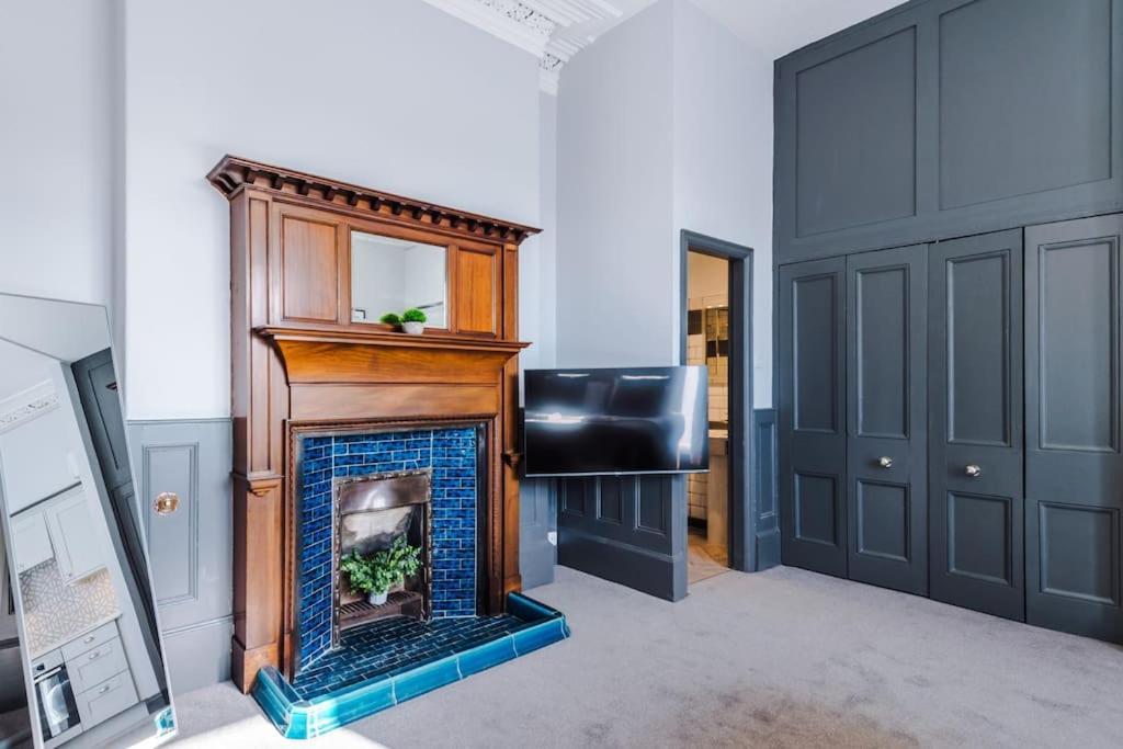 Supersized Studio In Chester Esterno foto